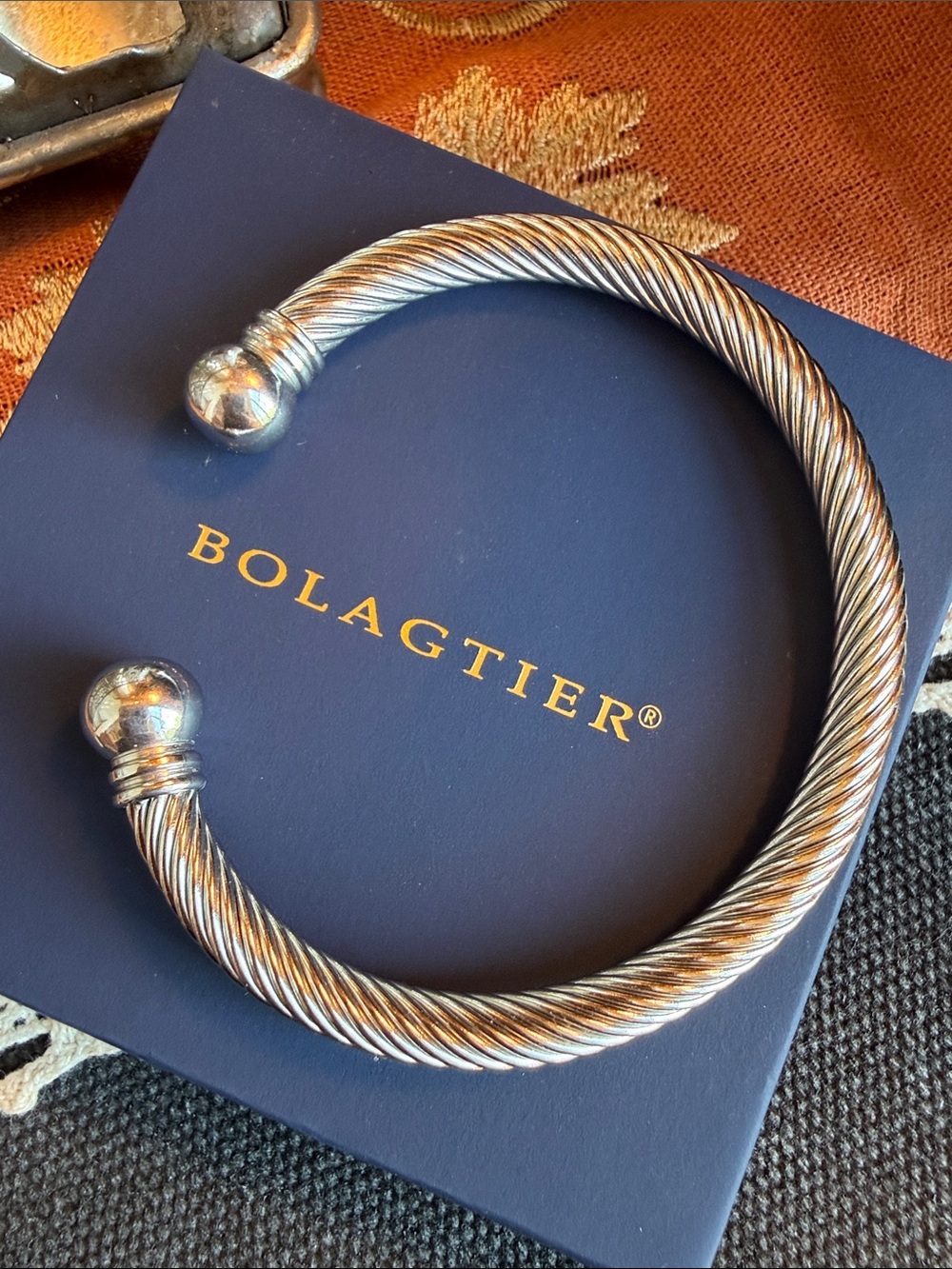 Bolagtier Cuff Bracelet 🩶